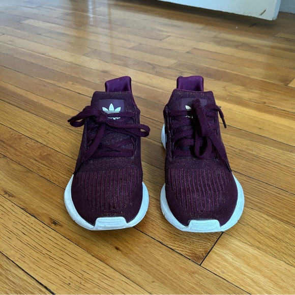 Adidas sneakers - Picture 4 of 4